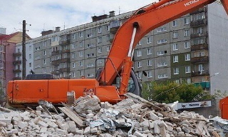 Вывоз строительного мусора с участка в Надыме недорого от 1539 руб. | 2Землекопа-Ндм